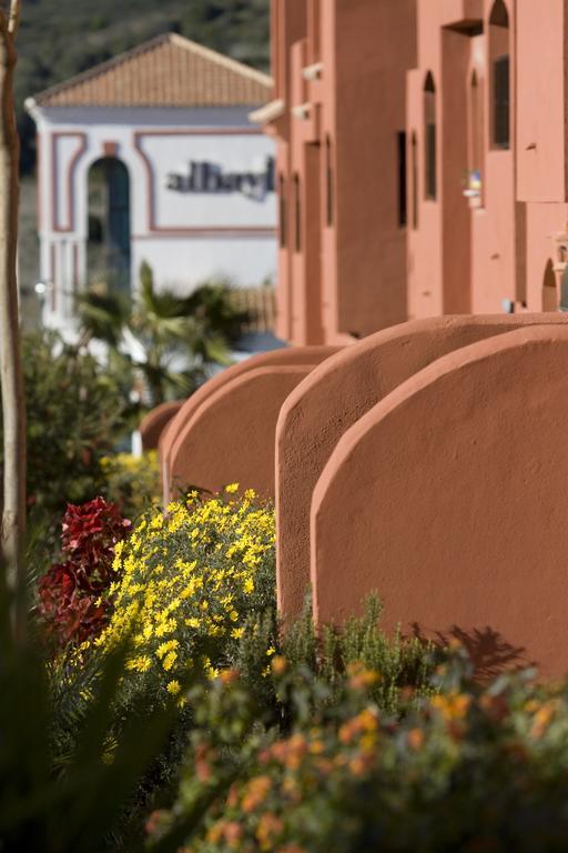 Albayt Resort & Spa Естепона Екстериор снимка