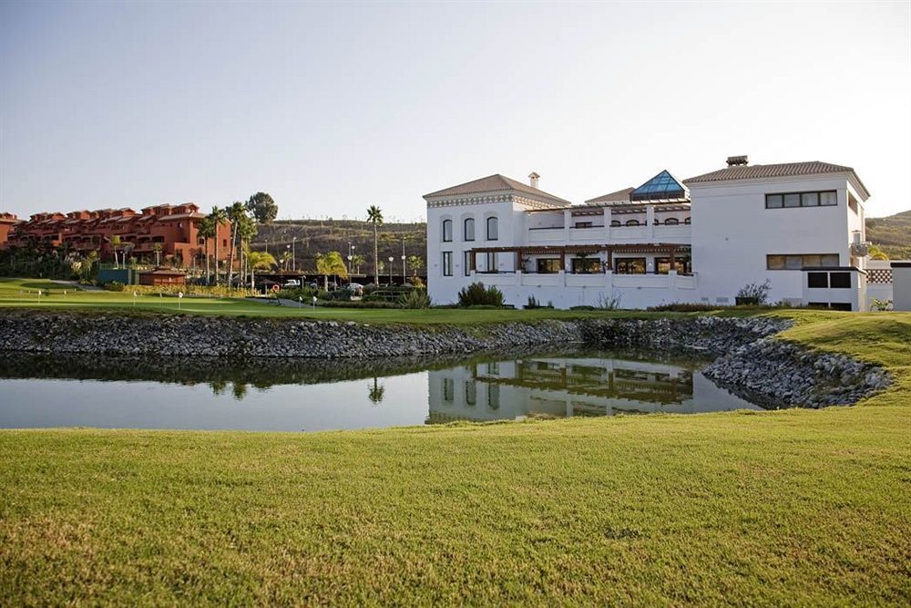 Albayt Resort & Spa Естепона Екстериор снимка