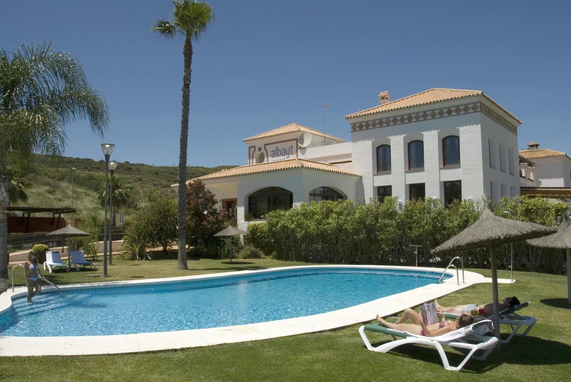 Albayt Resort & Spa Естепона Екстериор снимка