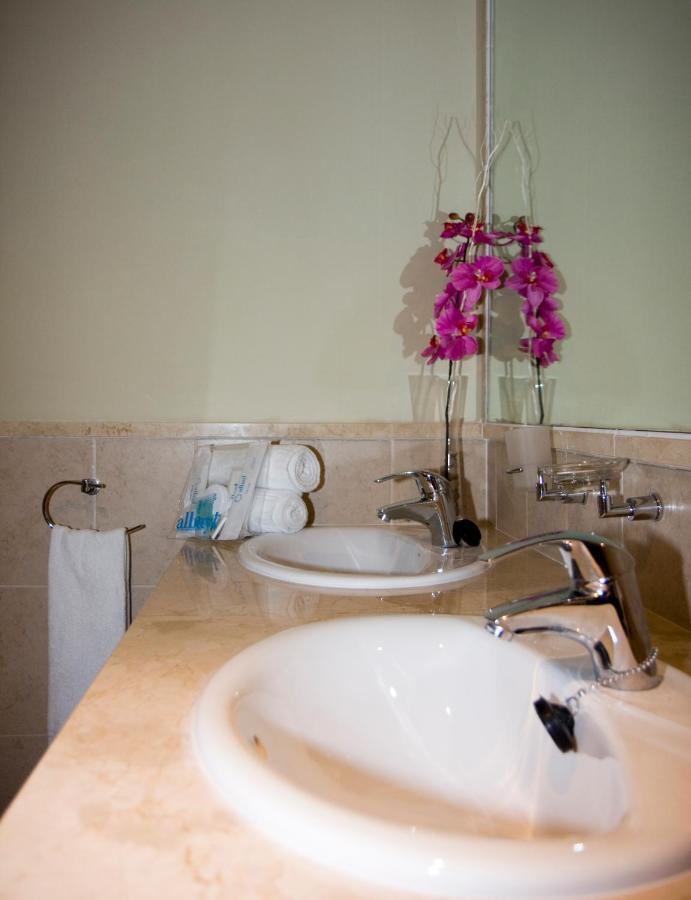 Albayt Resort & Spa Естепона Екстериор снимка