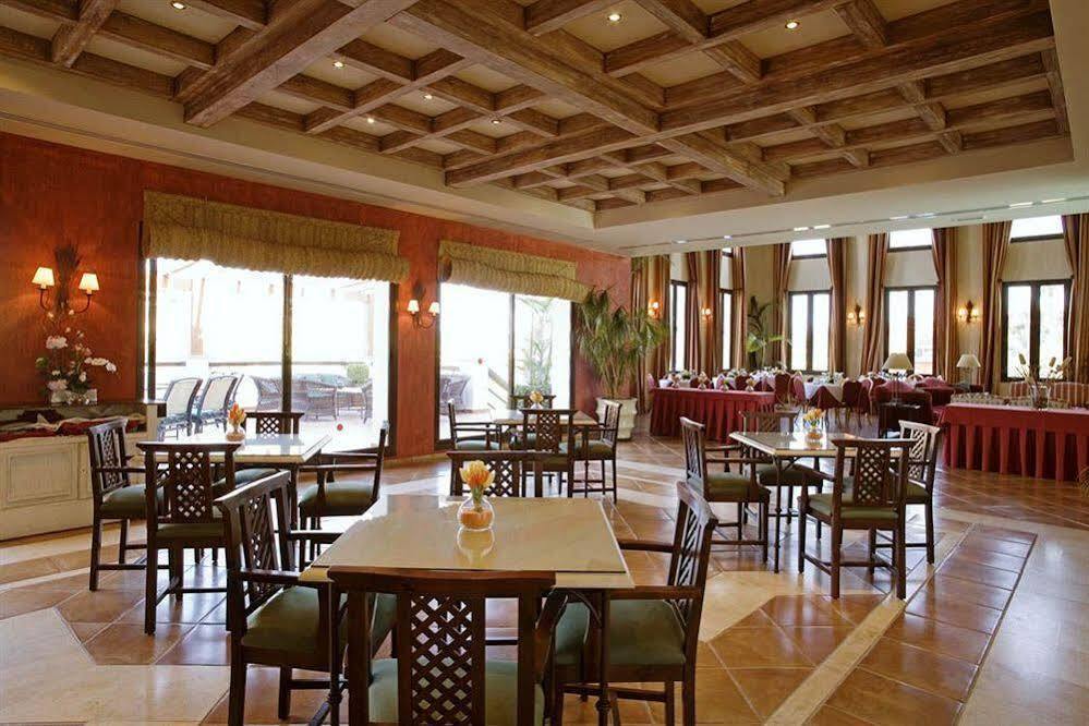 Albayt Resort & Spa Естепона Екстериор снимка